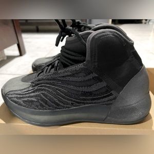 adidas Yeezy QNTM - Onyx